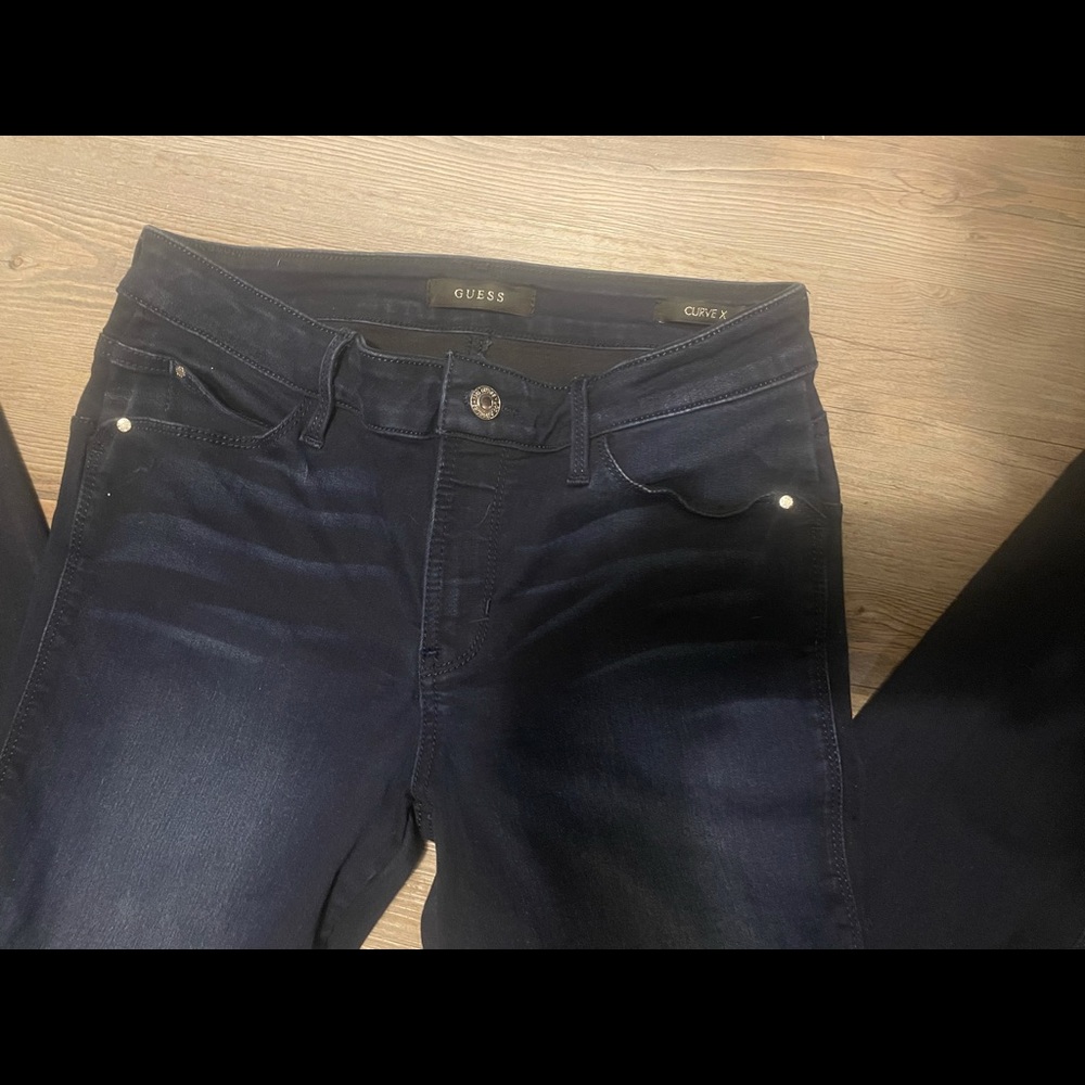 28 guess curvy x